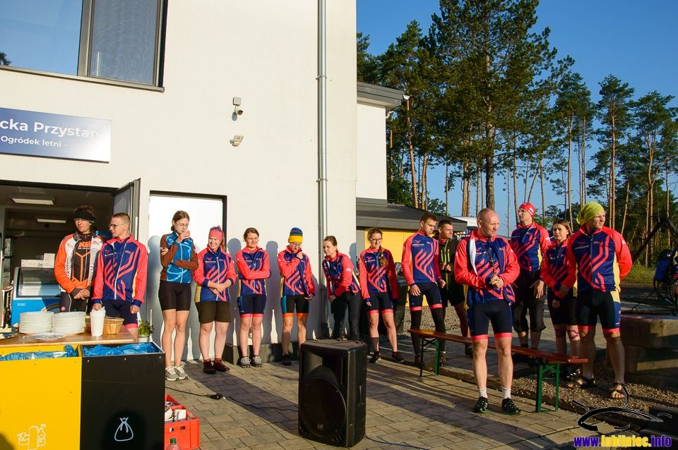 Uczestnicy wyprawy na Nordkapp przed wyjazdem