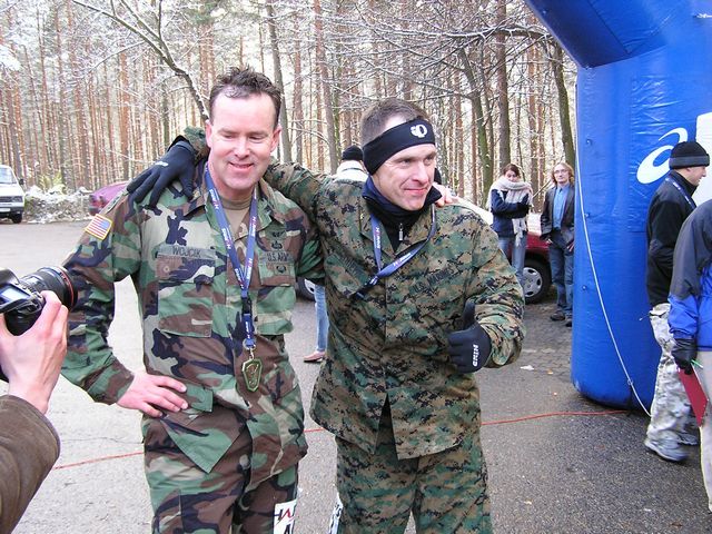 Dwójka żołnierzy z USA wystartowała w II Maratonie Komandosa