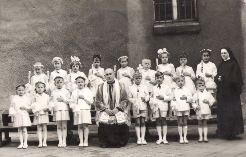 I komunia w kościele pw. św. Mikołaja w Lublińcu, lata 60 XX wieku