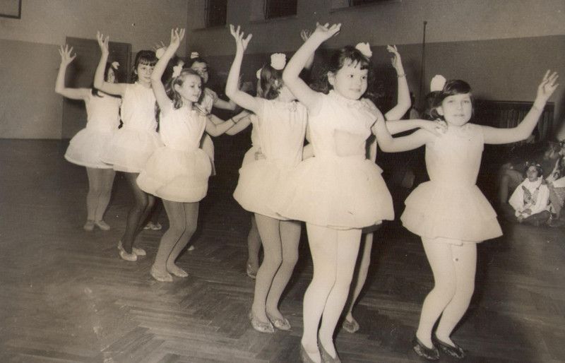 Zespół taneczny pod kierownictwem pani Hrycyk - 1969 r.