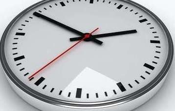 W weekend zmiana czasu. Czy ostatni raz przestawiamy zegarki?