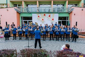 Koncert Razem dla szkoły - zebrano ponad 16 tys. zł FOTO