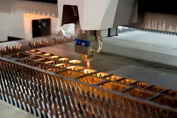 Wycinanie laserowe w metalu — najważniejsze informacje