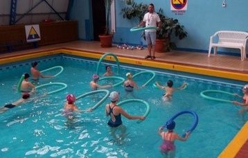 Nauka pływania dla początkujących dzieci